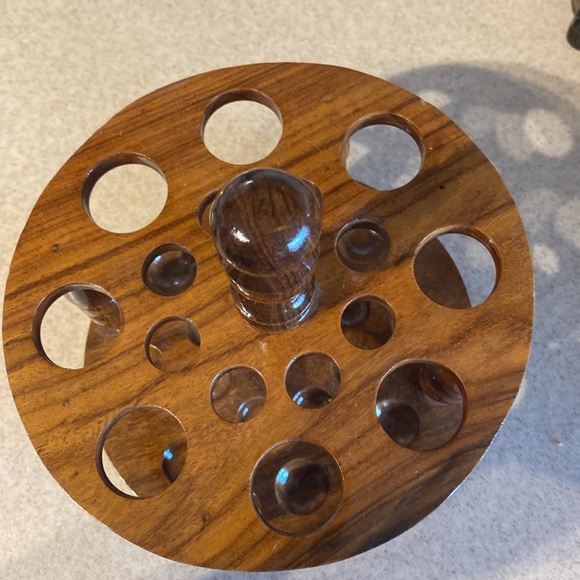 Hand crafted crochet hook wood holder. Like new. Tijarat Handicrafts 6.75 x 4.25 - Picture 3 of 4